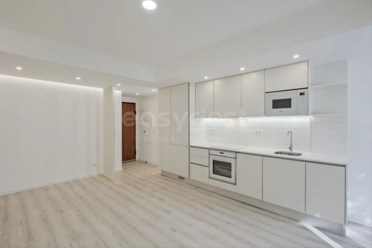 Apartamento para Venda em Oeiras e São Julião da Barra, Paço de Arcos e Caxias Foto 2