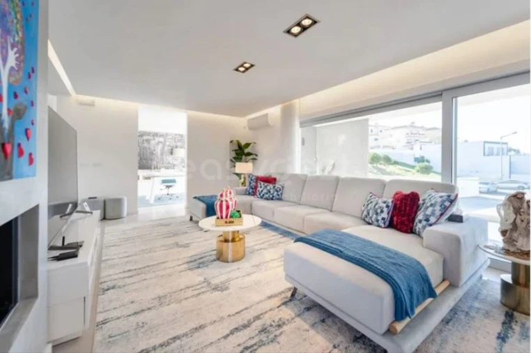 Moradia T4 para Venda em Nazare Foto 2