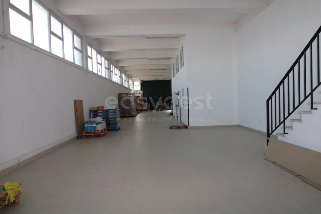 Armazém para Arrendamento em Alhandra, São João dos Montes e Calhandriz Foto 13