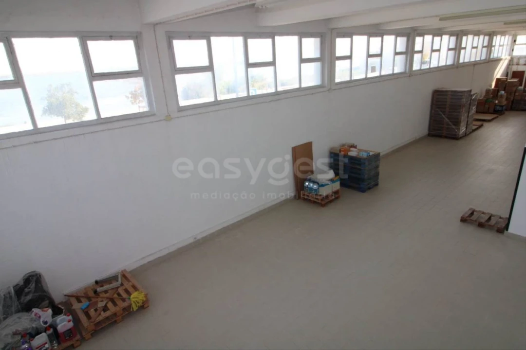 Armazém para Arrendamento em Alhandra, São João dos Montes e Calhandriz Foto 15