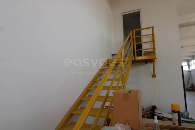 Armazém para Arrendamento em Alhandra, São João dos Montes e Calhandriz Foto 3