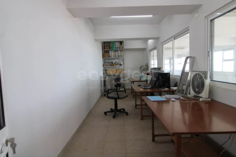 Armazém para Arrendamento em Alhandra, São João dos Montes e Calhandriz Foto 4