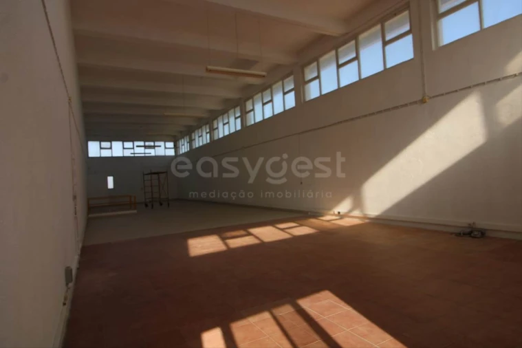 Armazém para Arrendamento em Alhandra, São João dos Montes e Calhandriz Foto 8