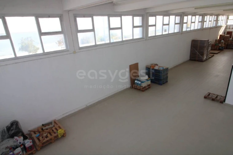 Armazém para Arrendamento em Alhandra, São João dos Montes e Calhandriz Foto 15