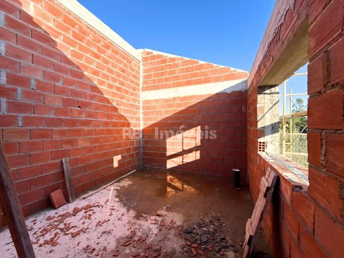 Moradia T3 para Venda em Olalhas Foto 20