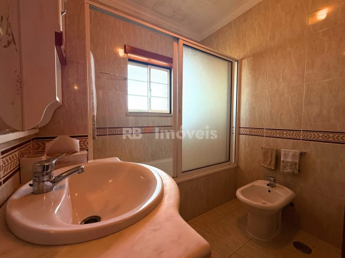 Moradia T3 para Venda em Carregueiros Foto 12