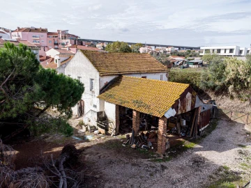 Moradia T5 para Venda em Loures