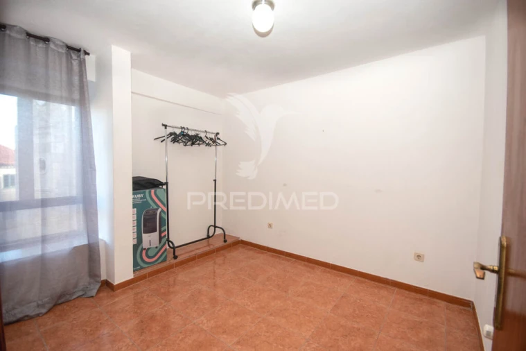 Moradia T3 para Venda em Freixo de Numão Foto 9