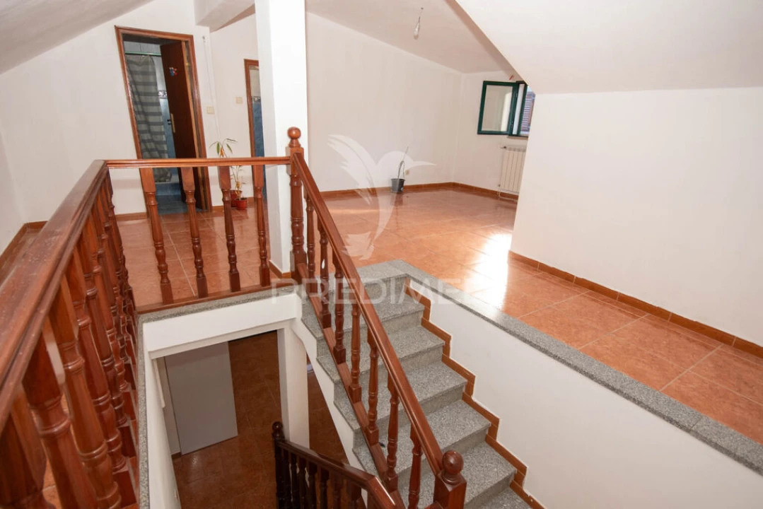 Moradia T3 para Venda em Freixo de Numão Foto 10