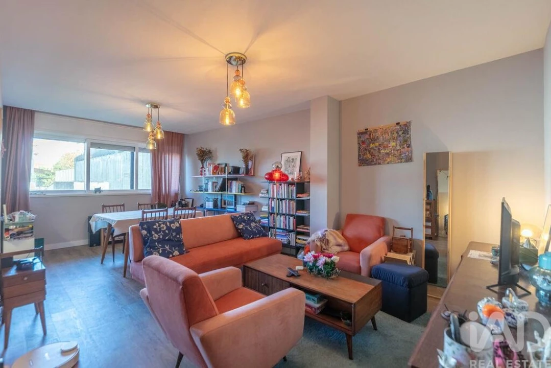 Apartamento T2 para Venda em Cedofeita, Santo Ildefonso, Sé, Miragaia, São Nicolau e Vitória Foto 2