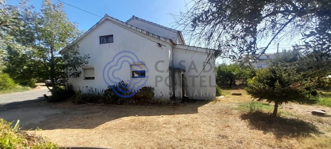 Moradia T4 para Venda em Três Povos Foto 6