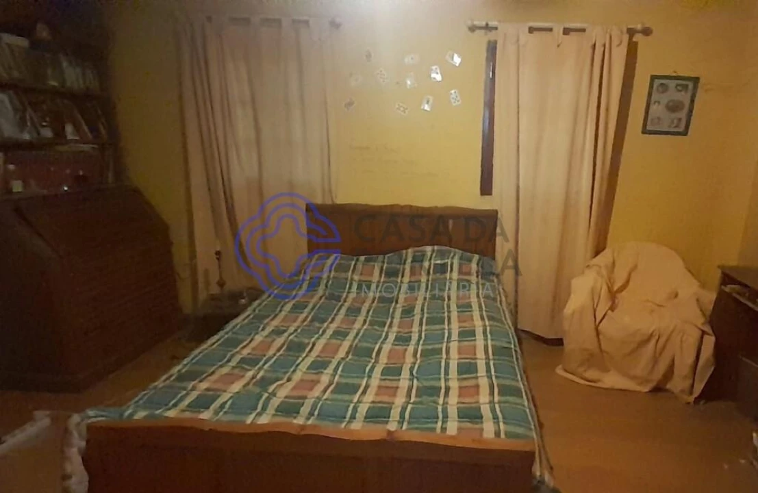 Moradia T4 para Venda em Três Povos Foto 17