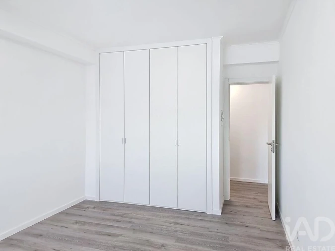 Apartamento T2 para Venda em Lourinhã e Atalaia Foto 17