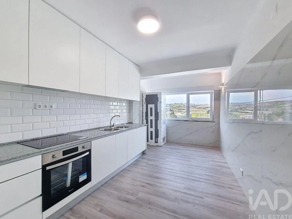 Apartamento T2 para Venda em Lourinhã e Atalaia Foto 5