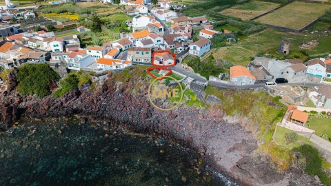 Moradia T2 para Venda em Mosteiros