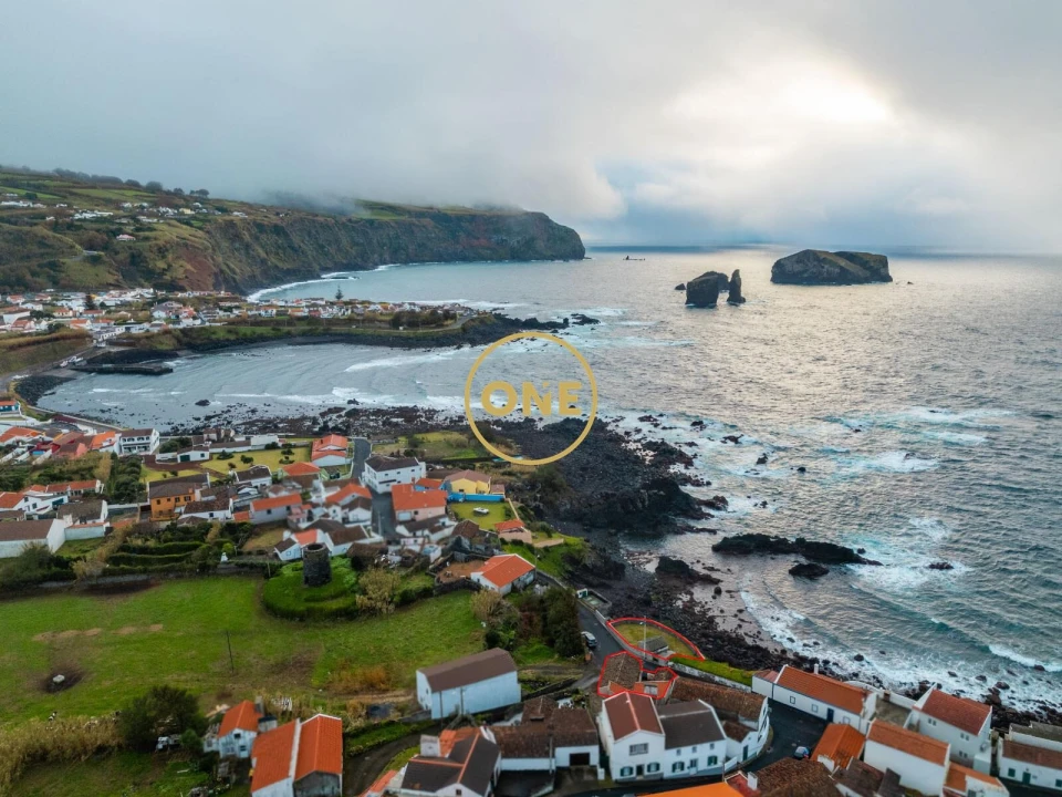 Moradia T2 para Venda em Mosteiros Foto 24