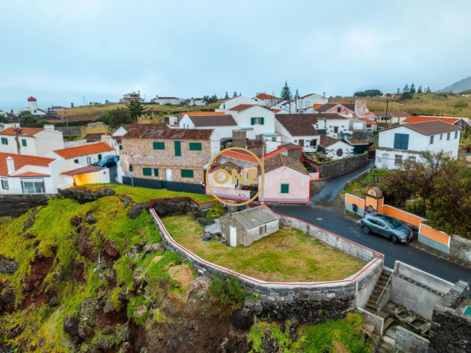 Moradia T2 para Venda em Mosteiros Foto 23