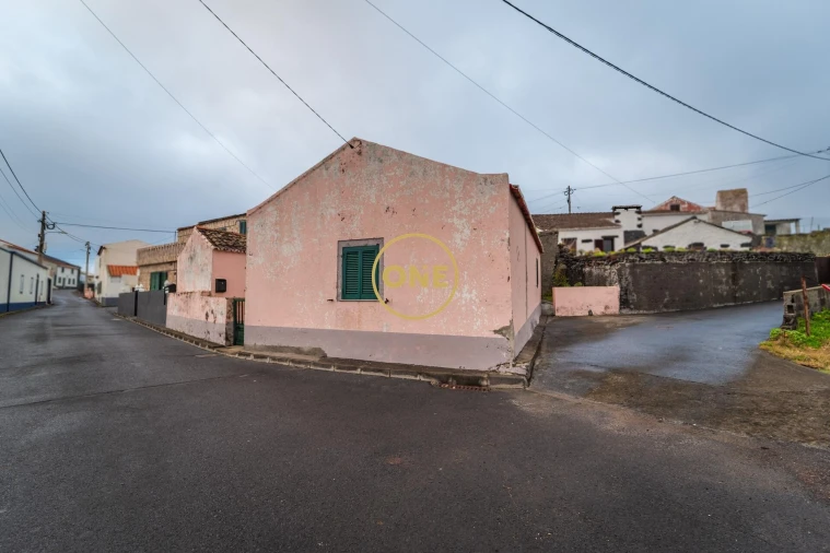 Moradia T2 para Venda em Mosteiros Foto 19