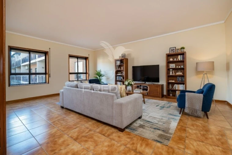 Apartamento T3 para Venda em Nogueira, Fraião e Lamaçães Foto 1