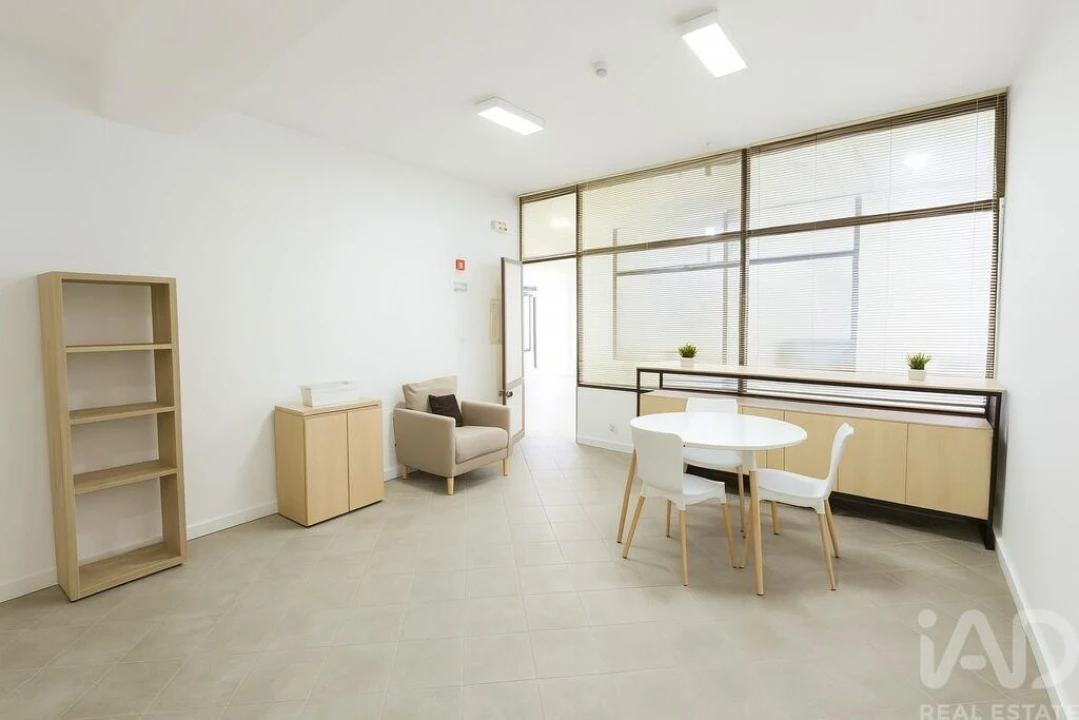 Loja para Venda em Vila das Aves Foto 2