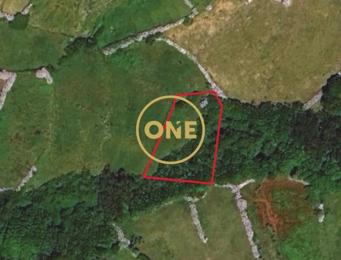 Terreno para Venda em Corvo Foto 3