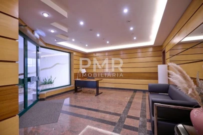Apartamento T3 para Arrendamento em Santa Clara