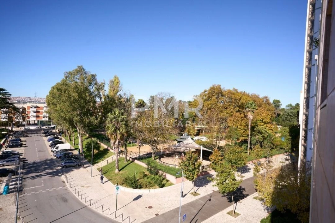 Apartamento T3 para Arrendamento em Santa Clara Foto 20