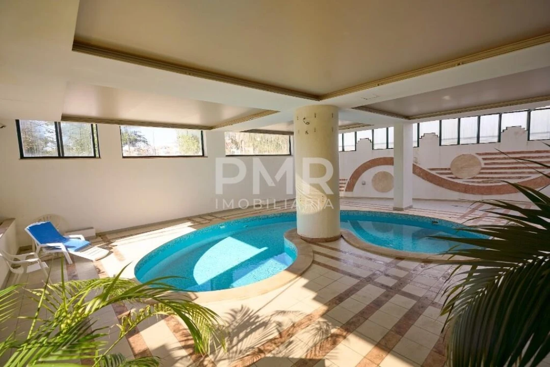 Apartamento T3 para Arrendamento em Santa Clara Foto 1