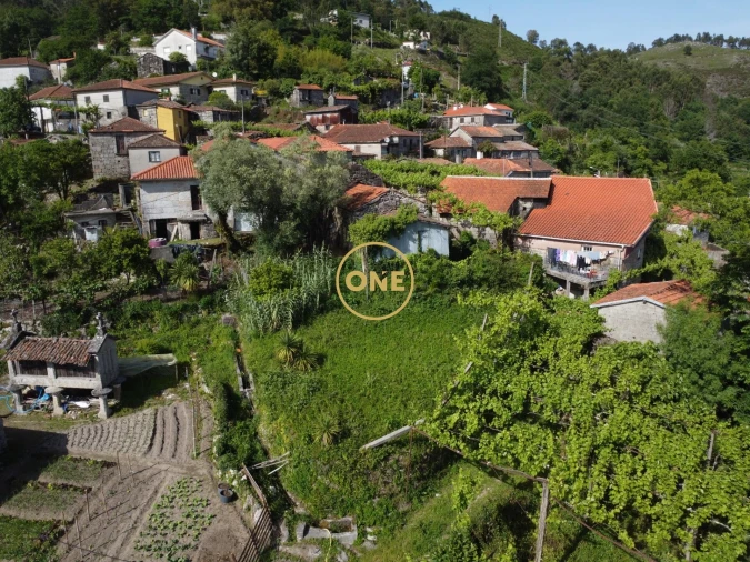 Moradia para Venda em Cibões e Brufe Foto 3