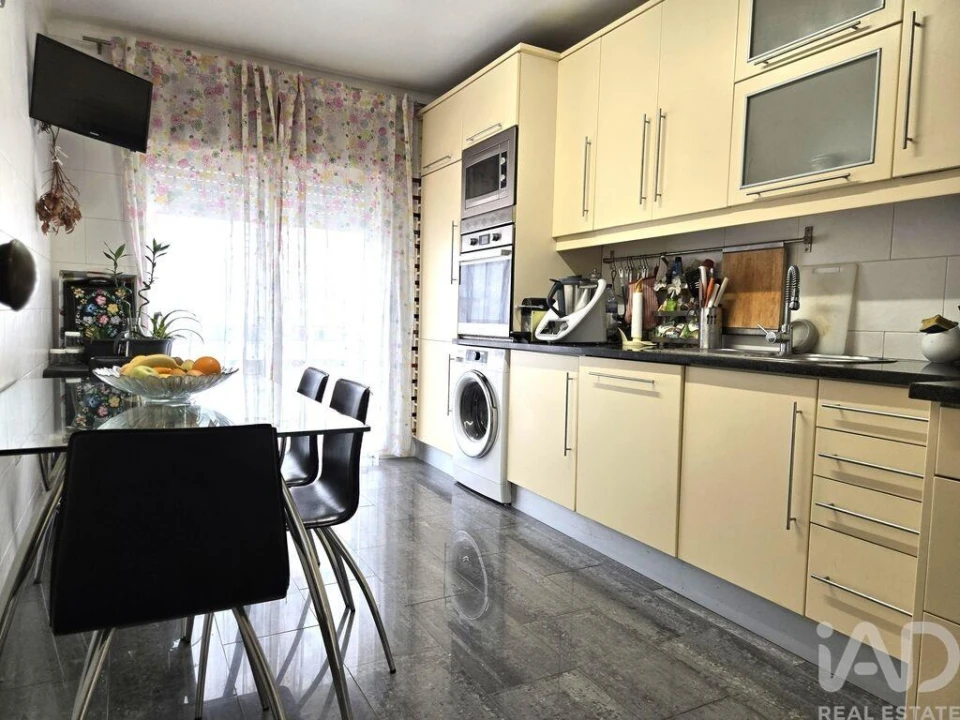 Apartamento T3 para Venda em União das Freguesias de Setúbal Foto 10