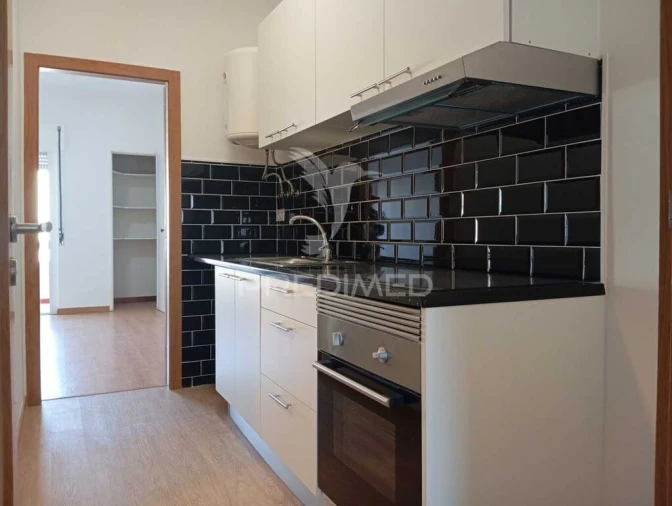 Apartamento T1 para Venda em Massamá e Monte Abraão Foto 4