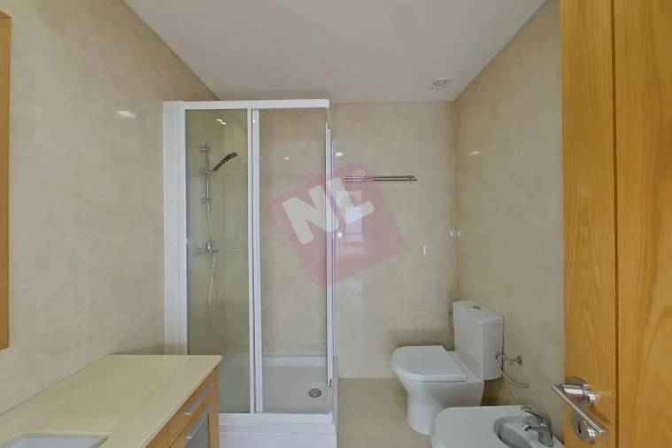 Apartamento T3 para Arrendamento em Odivelas Foto 33