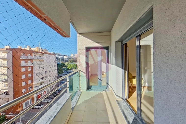 Apartamento T3 para Arrendamento em Odivelas Foto 27