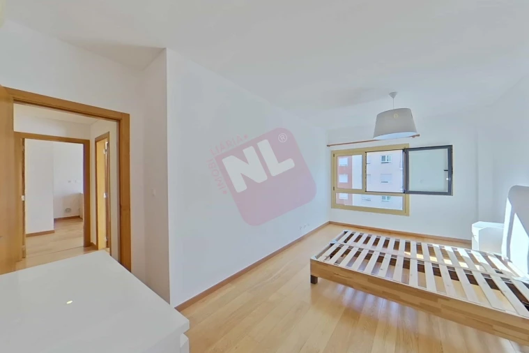 Apartamento T3 para Arrendamento em Odivelas Foto 32