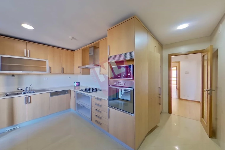 Apartamento T3 para Arrendamento em Odivelas Foto 6