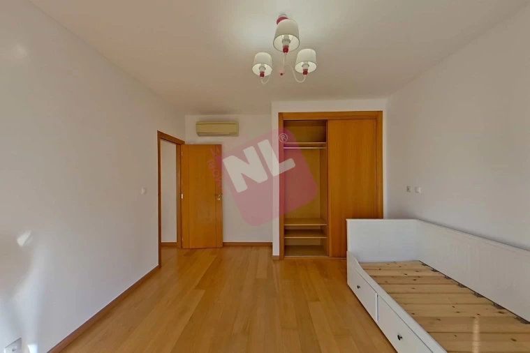 Apartamento T3 para Arrendamento em Odivelas Foto 22
