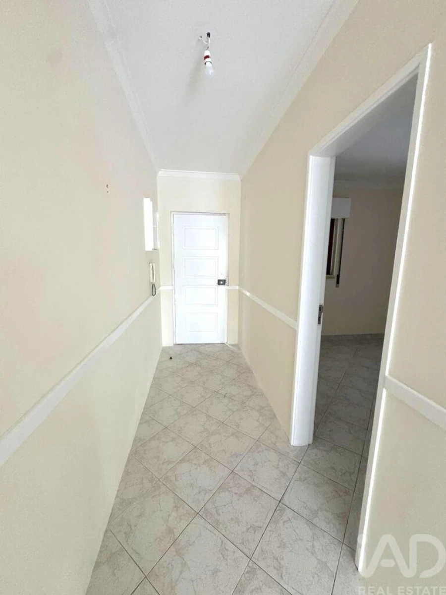 Apartamento T1 para Venda em Santa Maria e São Miguel, São Martinho, São Pedro Penaferrim Foto 18