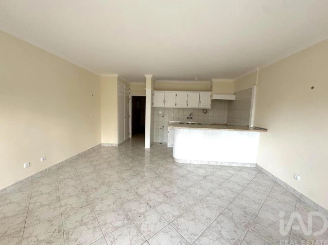 Apartamento T1 para Venda em Santa Maria e São Miguel, São Martinho, São Pedro Penaferrim Foto 6