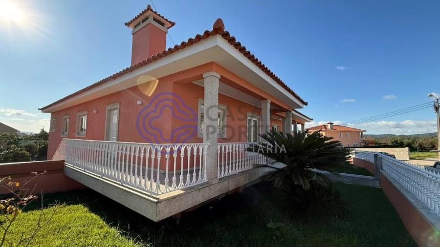 Moradia T3 para Venda em Nine Foto 11