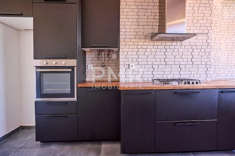 Apartamento T3 para Arrendamento em Lumiar Foto 6