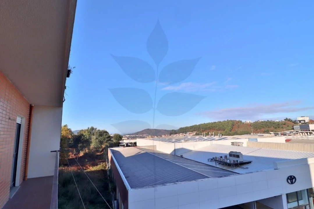 Apartamento T3 para Venda em Nogueira, Fraião e Lamaçães Foto 20