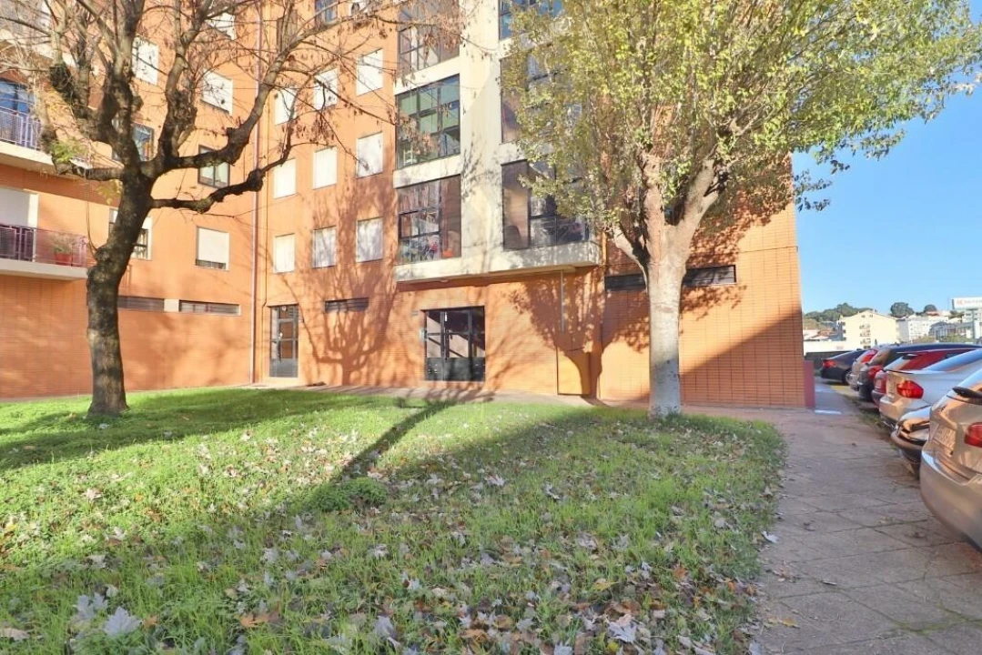 Apartamento T3 para Venda em Nogueira, Fraião e Lamaçães Foto 2