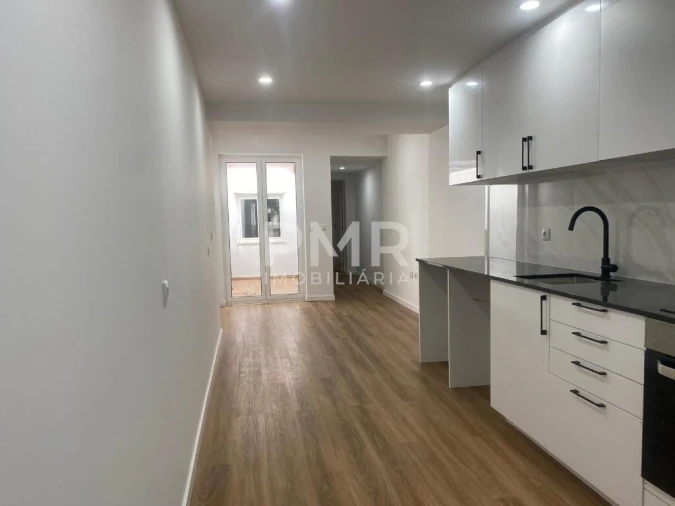 Apartamento T2 para Venda em Benavente Foto 1
