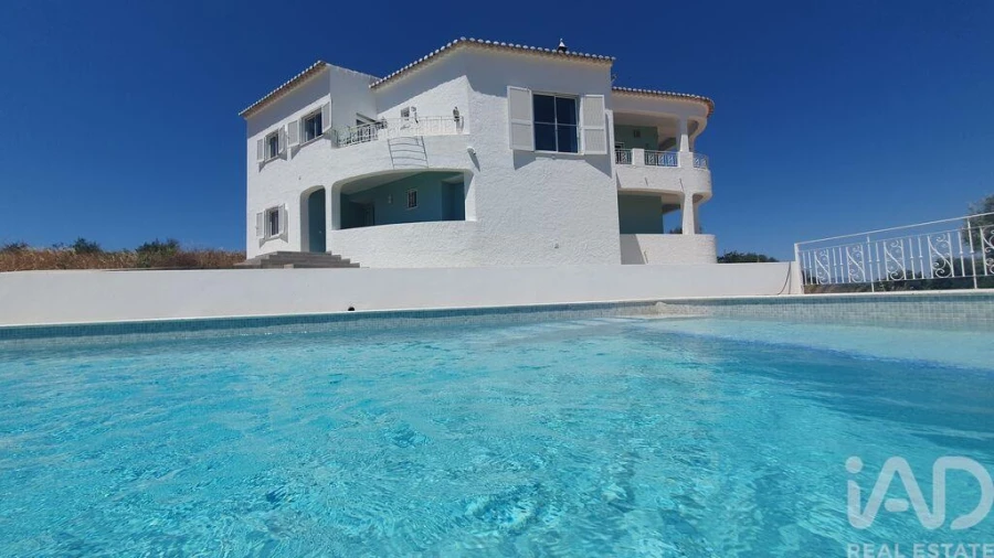 Moradia T4 para Venda em Bensafrim e Barão de São João Foto 3