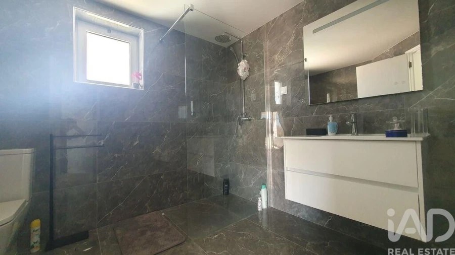 Moradia T4 para Venda em Bensafrim e Barão de São João Foto 21