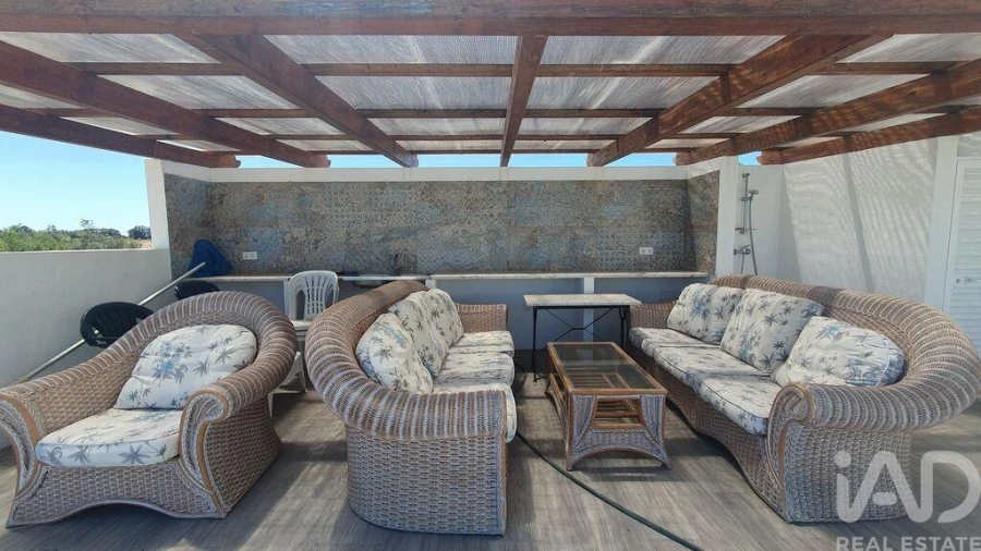 Moradia T4 para Venda em Bensafrim e Barão de São João Foto 2