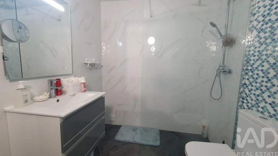 Moradia T4 para Venda em Bensafrim e Barão de São João Foto 24