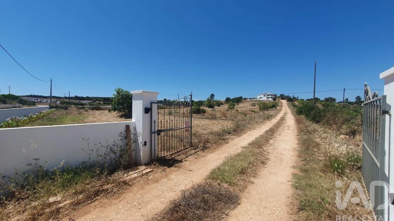 Moradia T4 para Venda em Bensafrim e Barão de São João Foto 32