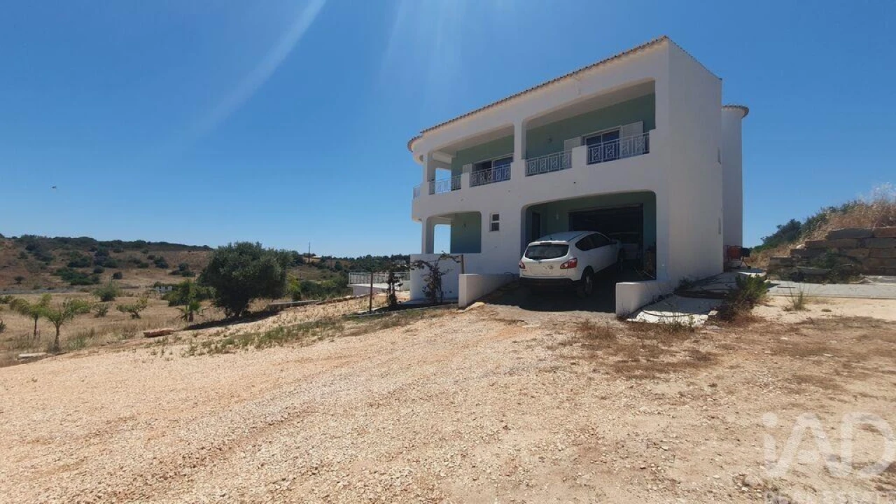 Moradia T4 para Venda em Bensafrim e Barão de São João Foto 29