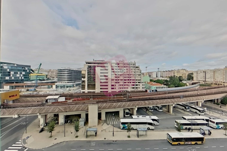 Apartamento T4 para Arrendamento em Lumiar Foto 46